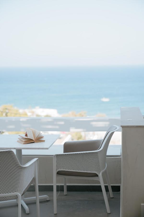 Mon Signor (Adults Only) Hotel Kamári Exterior foto